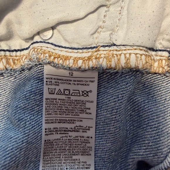 Old Navy - Women’s Cutoff Shorts - size 12 - 4” inseam - Picture 2 of 2